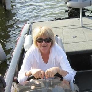 Meet your Posher, Vanessa